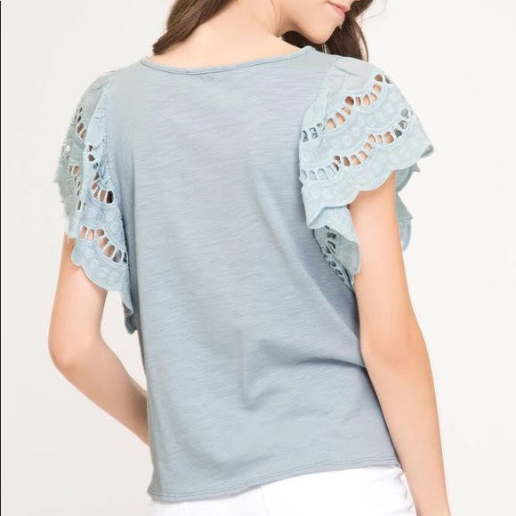 Laser cut sleeve top with front tie - Picture 2 of 2